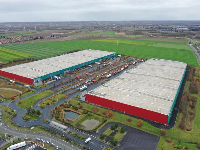 Local Commercial location à Douai, Lauwin-planque