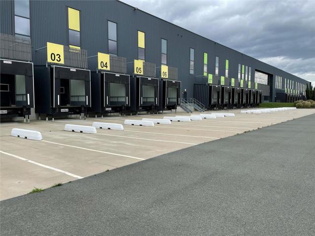 Local Commercial location à Angers, Saint-léger-des-bois