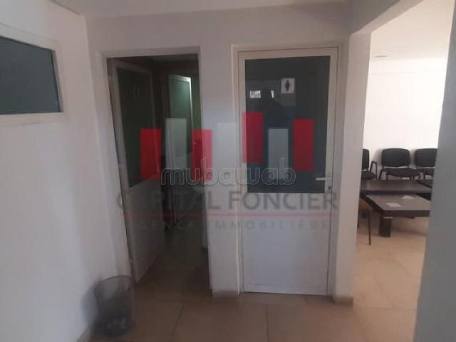 Local commercial location à Anfa, Gharb-Chrarda-Beni Hssen