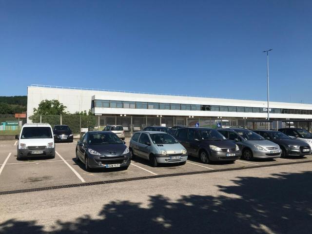 Local Commercial location à Auxerre