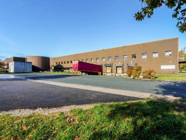 Local Commercial location à Bordeaux, Canéjan