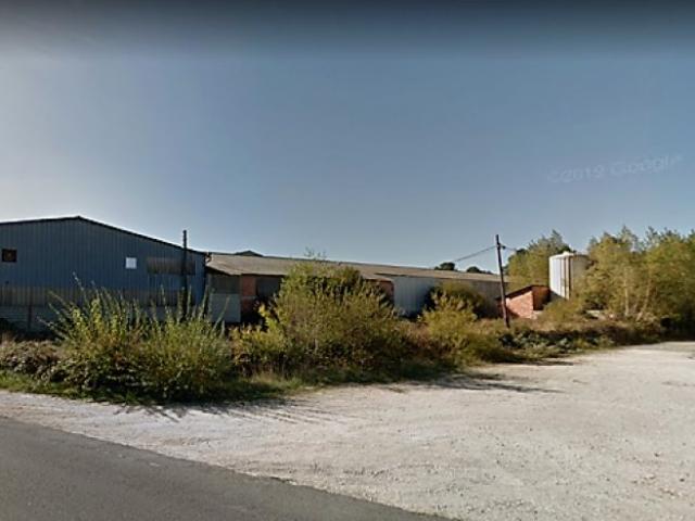 Local Commercial location à France métropolitaine, Montendre