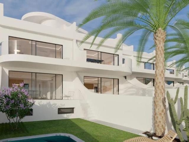 Casa en venta en Torrevieja, Valencia