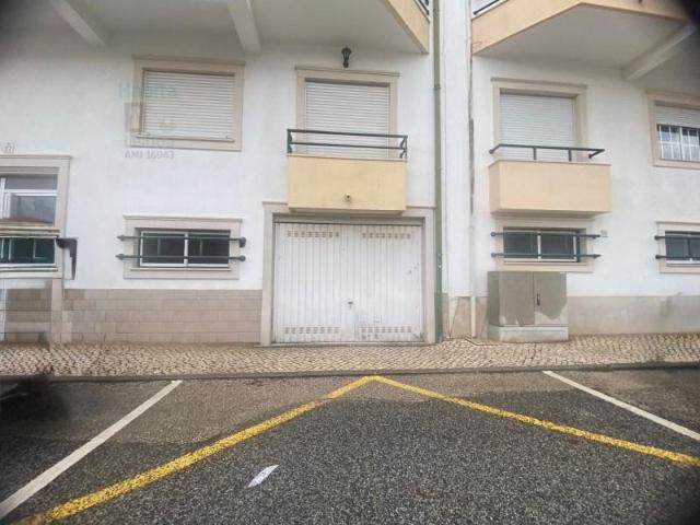 Garagem alugar em Entroncamento, Nossa Senhora De Fátima