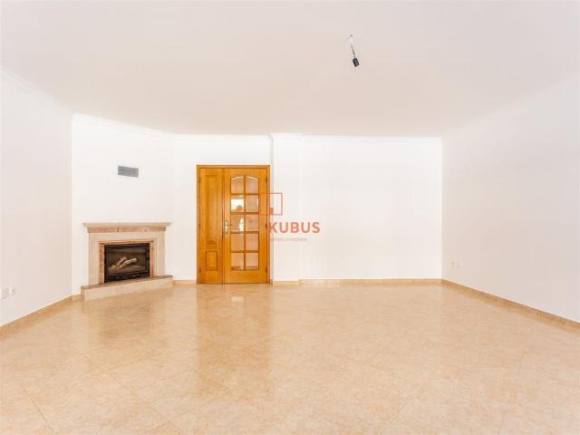 Apartamento alugar em Santarém