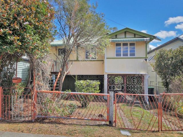 House for sale in Coorparoo, Greater Brisbane