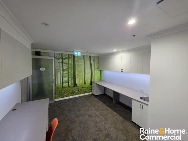 Office for sale in Canberra, Australian Capital Territory