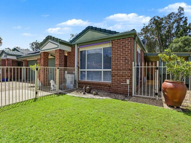 Duplex for sale in Helensvale, Gold Coast City