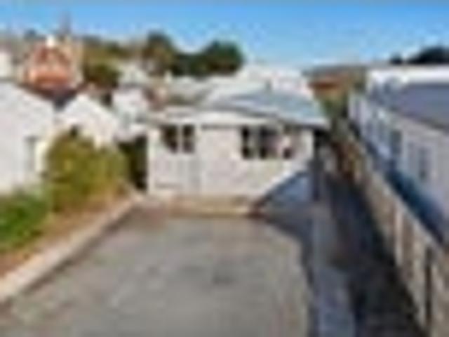 House for sale in Otakou