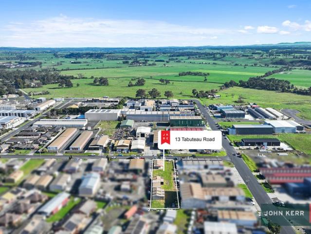 Warehouse for sale in Coalville, Victoria