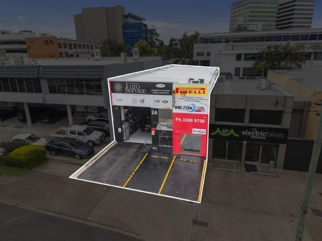 Warehouse for sale in Toombul, Queensland