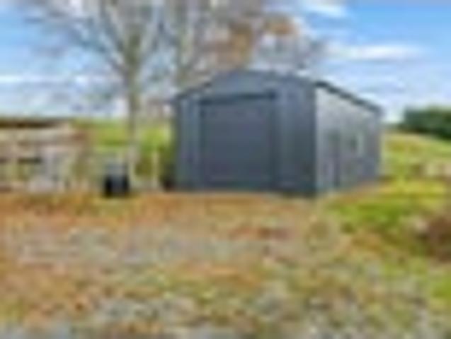 House for sale in Awhitu