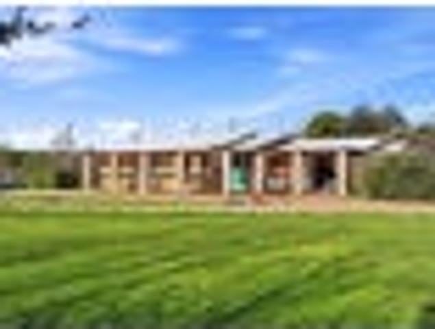 House for sale in Canterbury