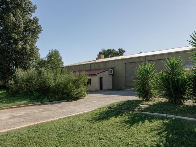 Warehouse for sale in Horseshoe Creek, South Australia