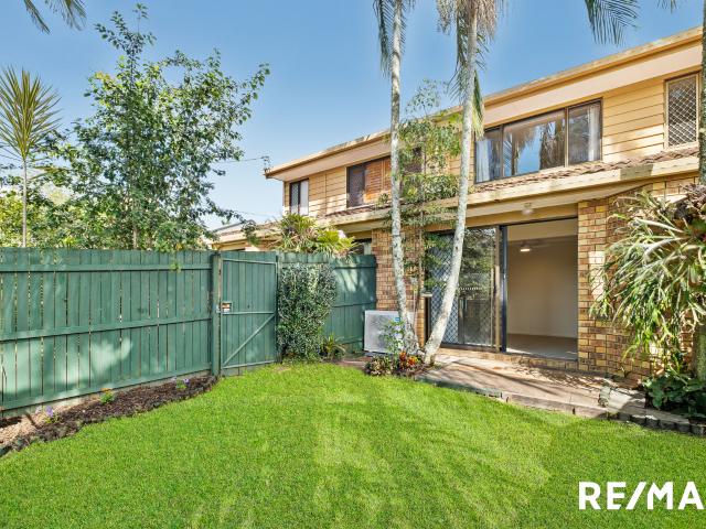 Townhouse for sale in Kings Creek, Queensland