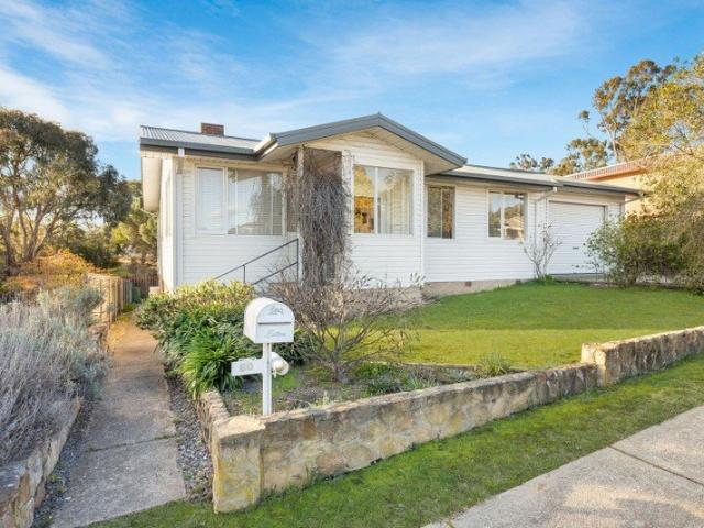 House for sale in Queanbeyan, New South Wales