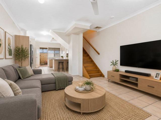 Townhouse for sale in Cairns, Queensland