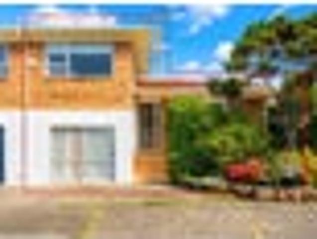 House for sale in Kelston