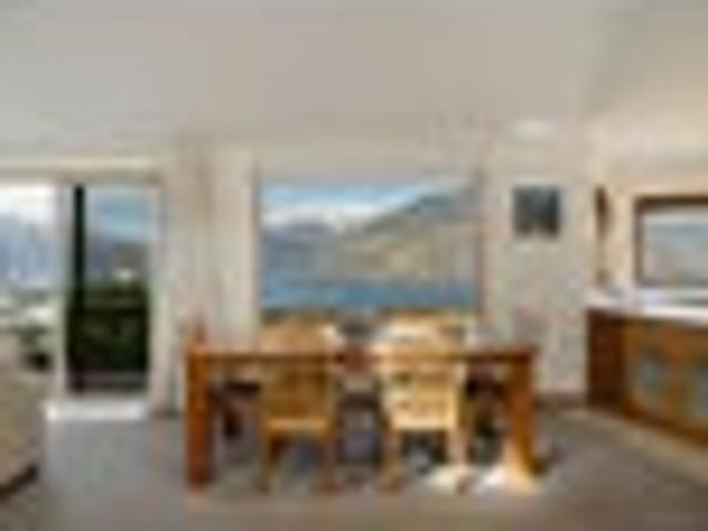 Townhouse for sale in Otakou