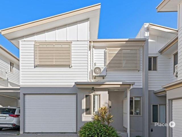 Townhouse for sale in Toombul, Queensland