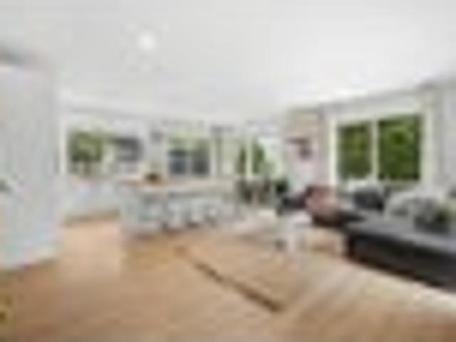 House for sale in Avondale