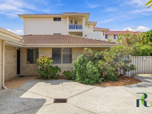 Villa for sale in Attadale, Western Australia