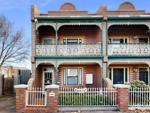 Townhouse for rent in Camerons Creek, Victoria