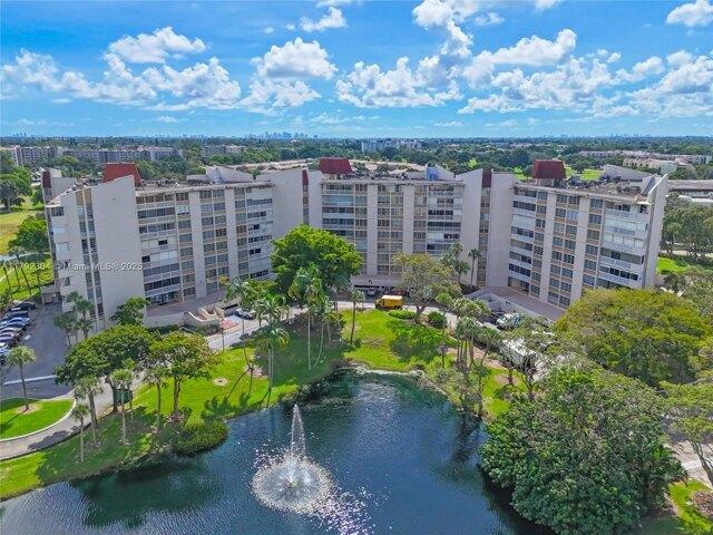 Condo for sale in Lauderhill Condo for sale in Lauderhill