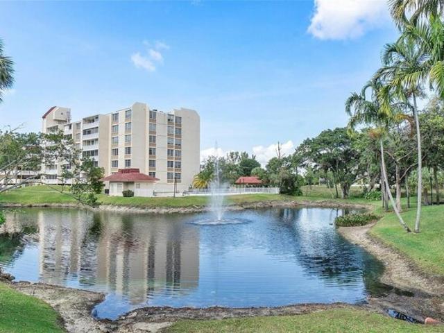Condo for sale in Lauderhill Condo for sale in Lauderhill
