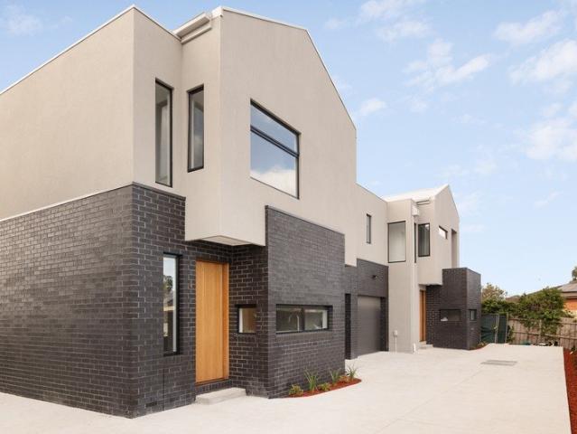 Townhouse for sale in Camerons Creek, Victoria