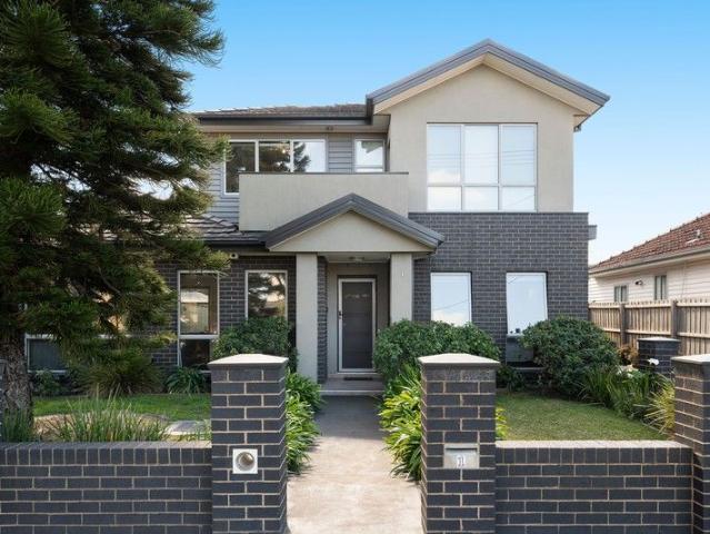 Townhouse for sale in Camerons Creek, Victoria