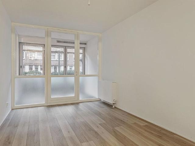 Appartement te huur in Zuid, Amsterdam