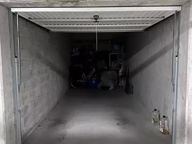 Garage vente à Annecy, Epagny