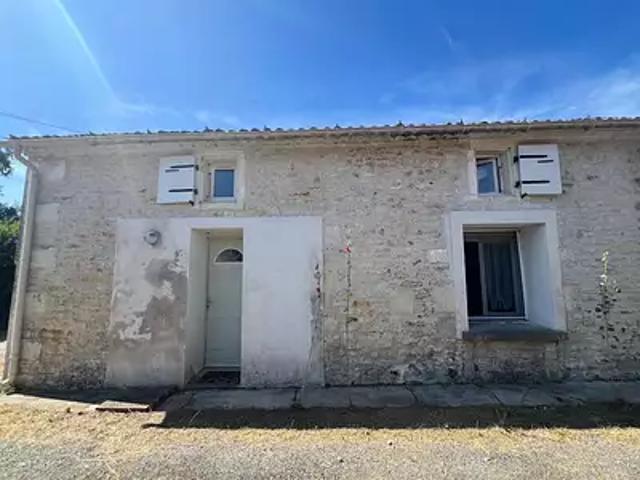 Maison vente à Saintes, Epargnes