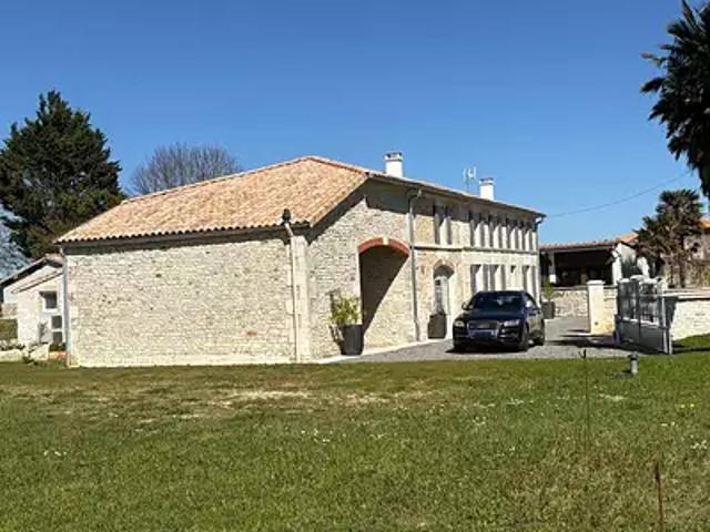 Maison vente à Saintes, Epargnes