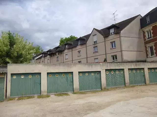 Garage location à Chartres, Epernon