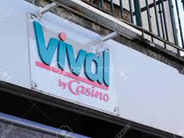 Local Commercial vente à Valence, Saint-barthélemy-de-vals
