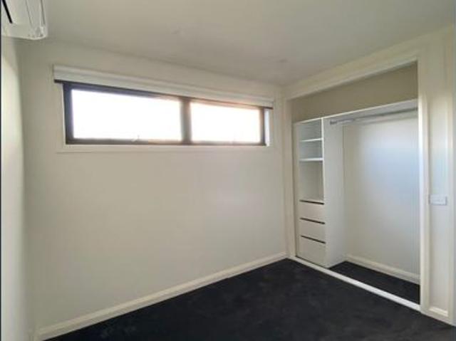 Townhouse for rent in Camerons Creek, Victoria