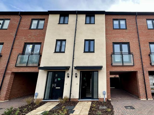 House for rent in Hampton Gardens, Peterborough