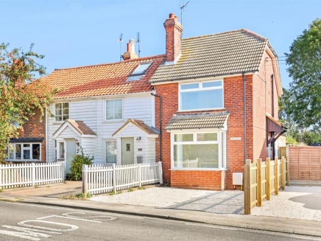 Apartment for rent in Ivy Chimneys, Epping