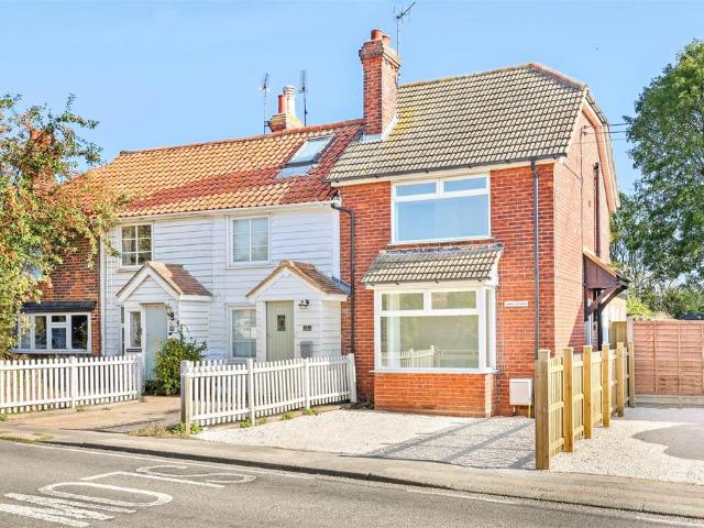 House for rent in Epping Green, Epping Forest