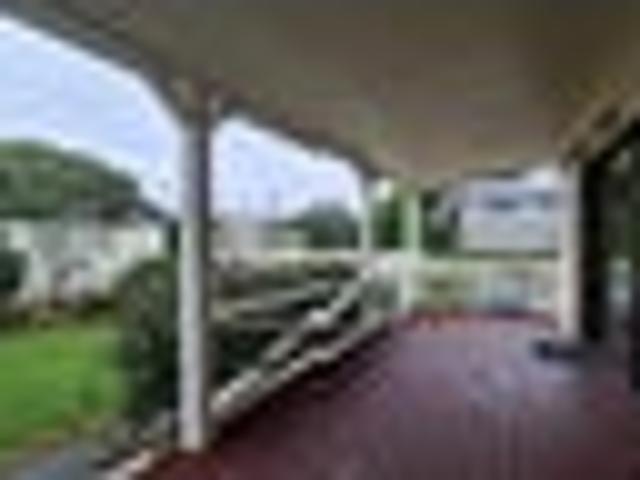 House for rent in Three Kings, Oroua County