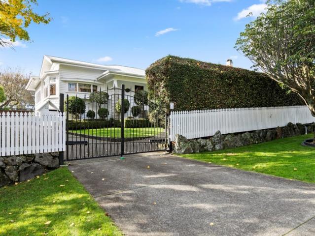 House for rent in Balmoral