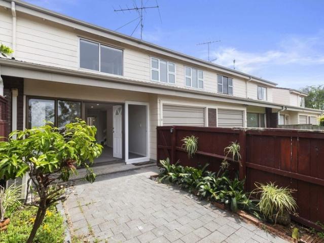 House for rent in Balmoral