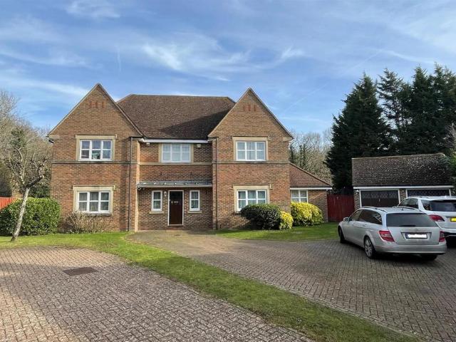 House for rent in Red Hill, Surrey