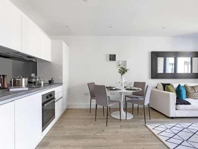 Apartment for rent in Birch Green, Spelthorne