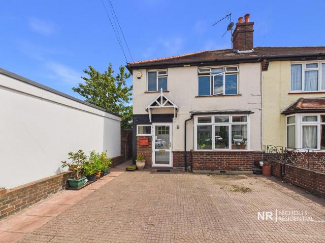 Apartment for rent in Epsom, Surrey