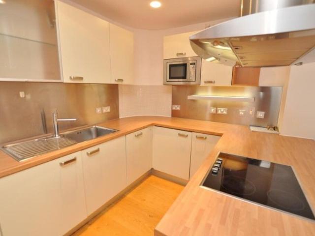 Apartment for rent in Westborough, Surrey