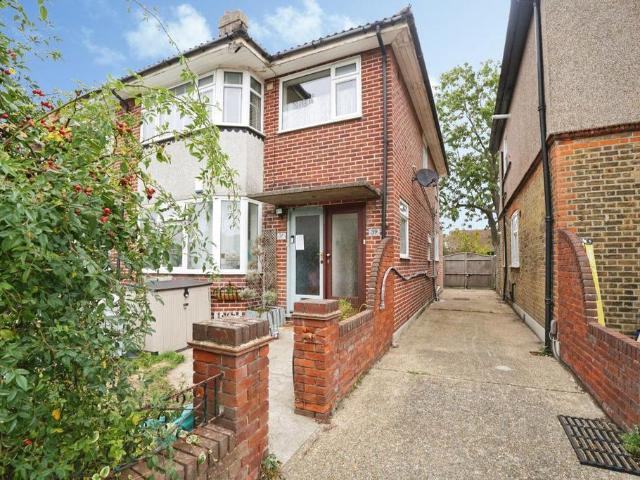 Apartment for rent in London Borough of Redbridge, Greater London