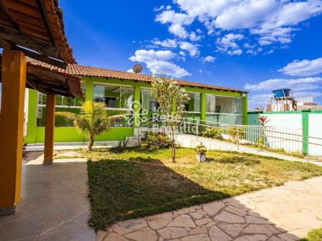 Casa venda em Região Geográfica Imediata do Distrito Federal, Região Integrada de Desenvolvimento do Distrito Federal e Entorno